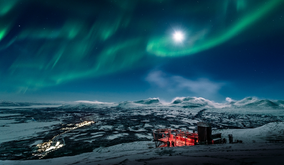 Aurore boréale dans le ciel d'Abisko à Aurora Sky Station, Laponie suédoise