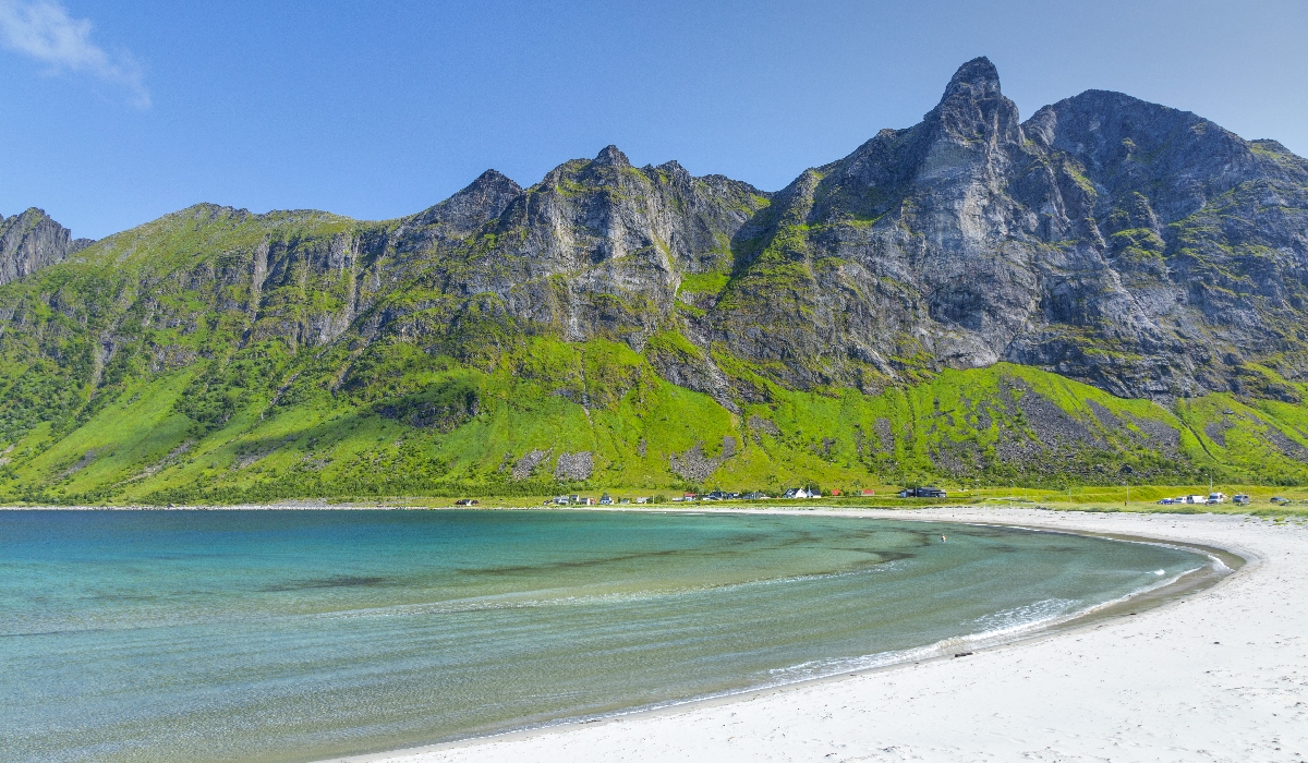 Les eaux cristallines de l'île de Senja